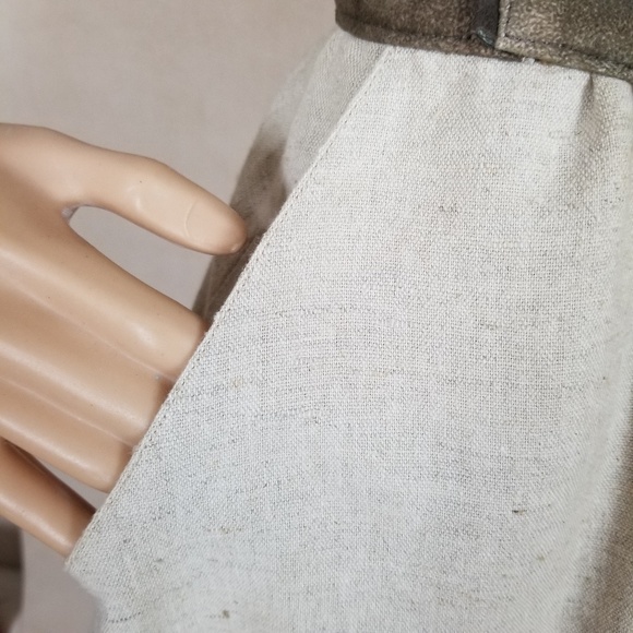 Suede german dress - Picture 5 of 8